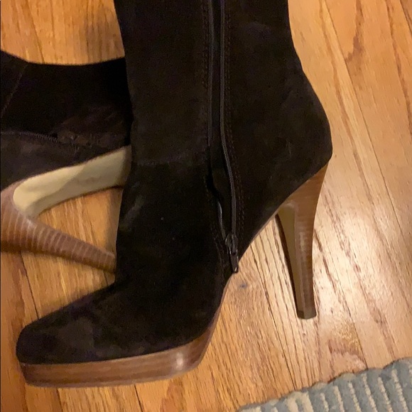 Steve Madden Brown Suede Boots❤️❤️ - Picture 3 of 8